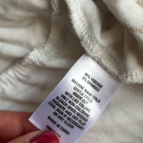 Button-Up Women's Top - Picture 2 of 7